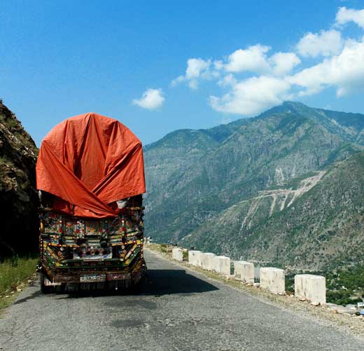 Asphalt Kohistan 1 District Center to the intersection od Jalmalaha Road 9 (approx. 9km)